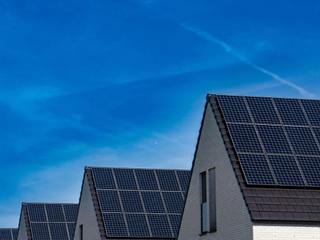 EA20250123-23437 Press profile homify Asian style bathroom Blue, Daytime, Solar energy, Solar panel, Solar power, Composite material, Sunlight, Solar thermal collector, Daylighting, Meteorological phenomenon