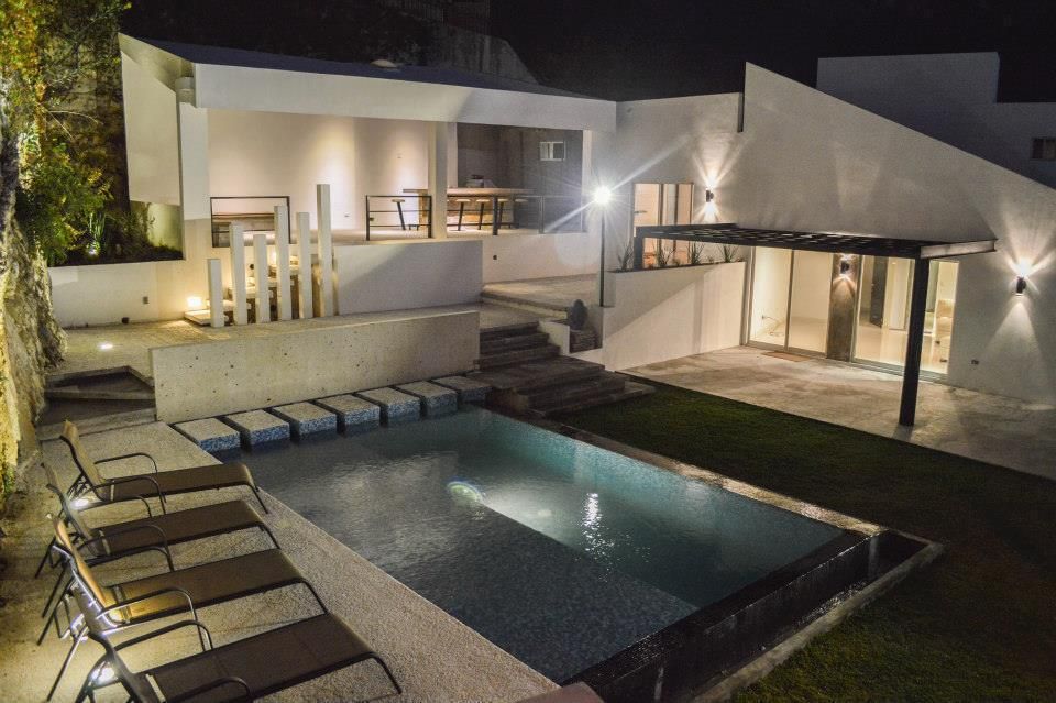 Residencia Armenia, Superficie Actual Superficie Actual Modern Pool Pool