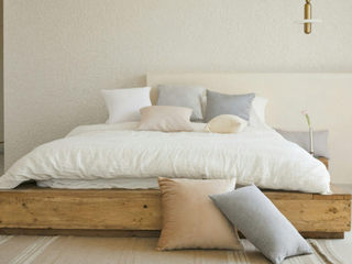 EA20250429-23696 Press profile homify Master bedroom Bedroom, Wood, Furniture, Bed, Linens, Flooring, Bedding, Floor, Bed frame, Bed sheet