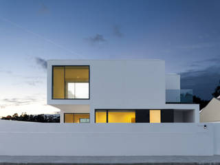 PM House, m2.senos m2.senos Classic style houses