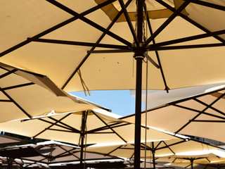 EA20250508-23715 Press profile homify Garden Shed Umbrella, Furniture, Chair, Shade, Outdoor furniture, Outdoor Table, Canopy, Restaurant, Design, Tent