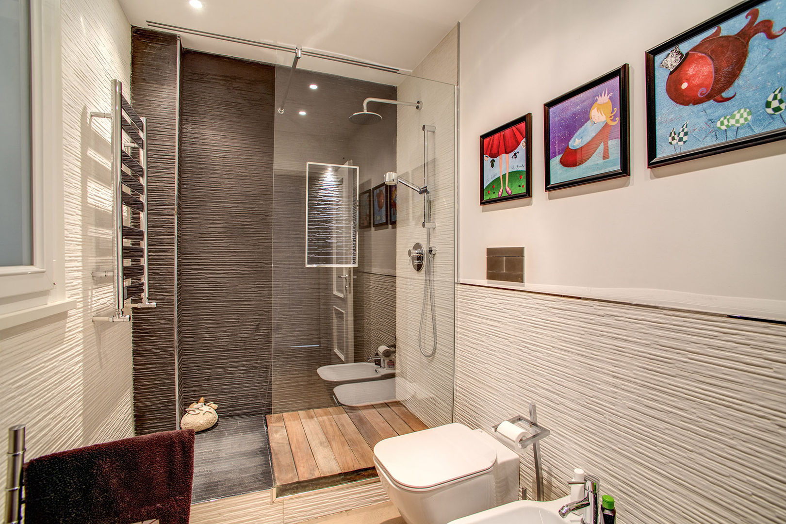 BALDUINA MOB ARCHITECTS Modern Bathroom
