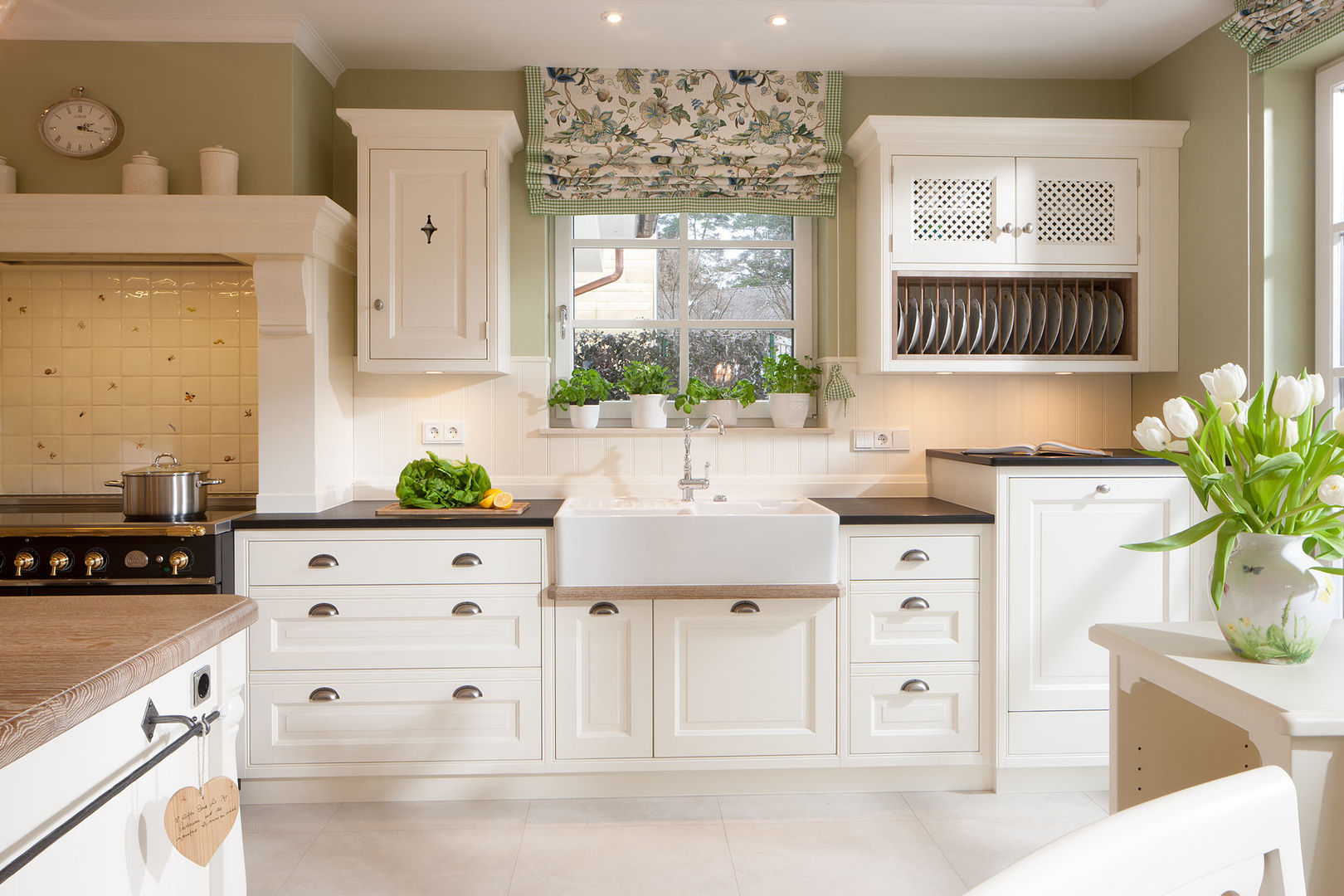 Klassisches Landhaus mit Stil und Charme, Beinder Schreinerei & Wohndesign GmbH Beinder Schreinerei & Wohndesign GmbH Kitchen