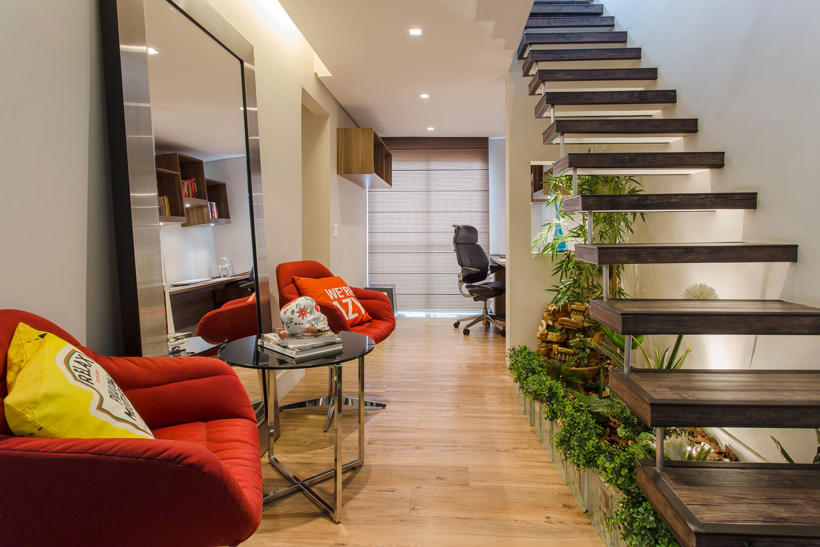 Brooklin, Lo. interiores Lo. interiores Modern Corridor, Hallway and Staircase Plantar,Mobília,Propriedade,Construção,Sofá,Planta de casa,Madeira,Conforto,Design de interiores,Piso