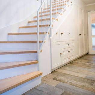 Furnishing the Hallway: 17 Ideas to Fall in Love with