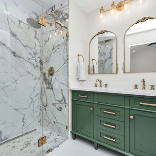 Tub-to-Shower Conversions: Insider Tips for a Flawless Bathroom Remodel