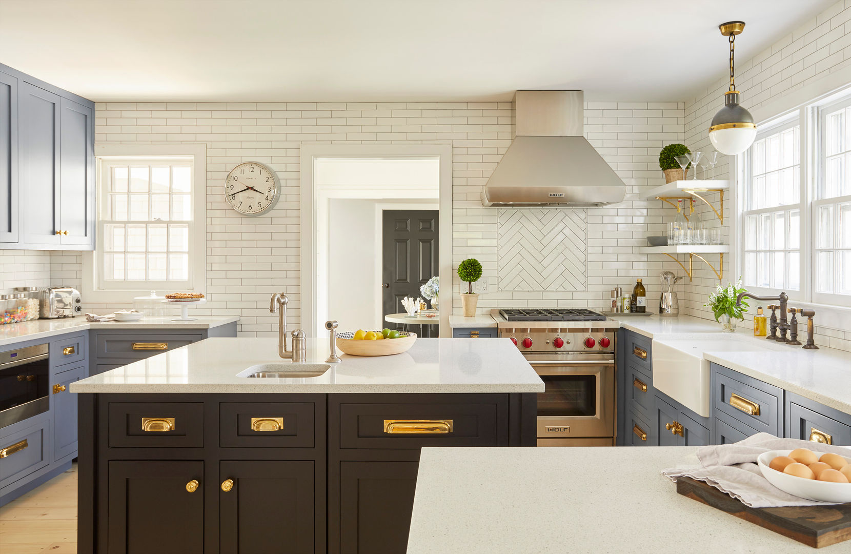 All about ease: Family home in Bridgehampton, NY, Darci Hether New York Darci Hether New York Modern Kitchen