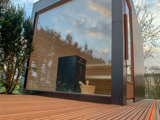 Design Gartensauna mit Panoramaverglasung. Innenansicht, Finnische Espe design@garten GmbH & Co. KG Sauna Wood-Plastic Composite Sauna,Gartensauna,Design Sauna,Design Gartenhaus