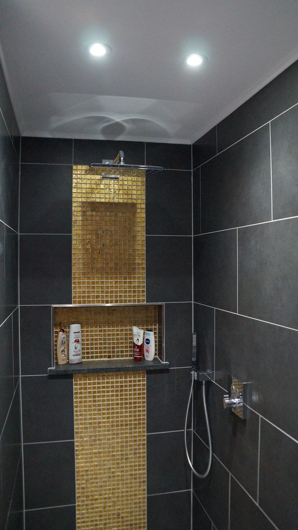 Beleuchtung Dusche DeLiko - Deutsches Lichtkontor GmbH Modern Bathroom Beleuchtung, Dusche, LED, Badezimmer, Deckenbeleuchtung