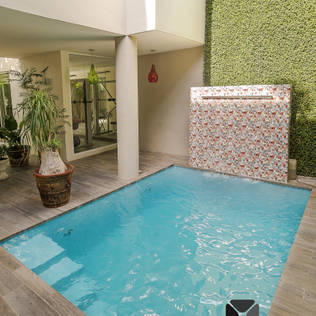 Pools for your garden: 15 ideas for small yards & gardens