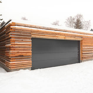 10 modern garage doors to really finish your build