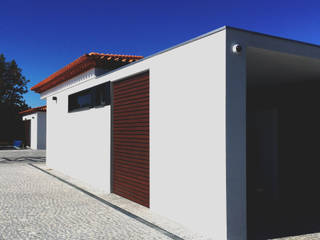 ​Remodelação Habitação - Barrô, GAAPE - ARQUITECTURA, PLANEAMENTO E ENGENHARIA, LDA GAAPE - ARQUITECTURA, PLANEAMENTO E ENGENHARIA, LDA Modern Houses