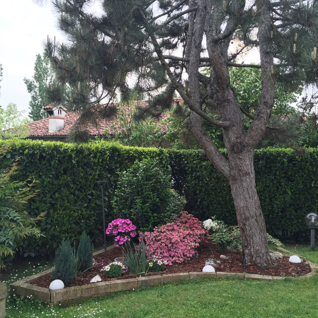 Il giardino relax, Simona Carcano Simona Carcano Eclectic style garden