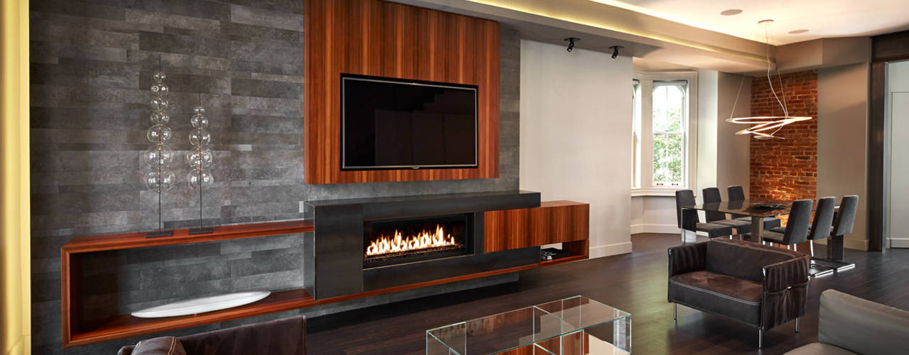 Corcoran House, KUBE architecture KUBE architecture Modern Living Room wood flooring,interior design,couch,windows,coffee table,modern architecture,fireplace,dining room,dining table,tv room,stone wall,high ceiling