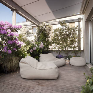 Porch Vs. Deck: which is the more befitting for your home?