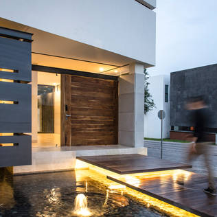 13 Ideas For Fantastic House Entrances With Stairs