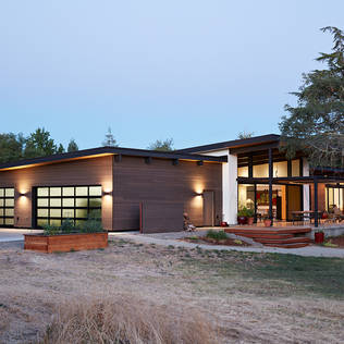 What are the benefits of living in a one-floor home? 