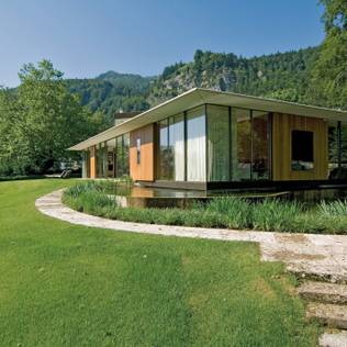 7 Ingenious Wooden Houses – Which Design Suits You?