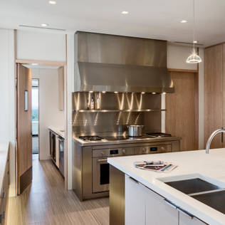 Kitchen Transformation : Before and After