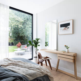 The do’s and don’ts for small and sophisticated bedrooms 