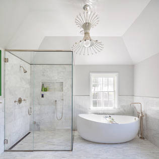 10 modern bathrooms with fabulous showers 