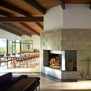 How to fit a fireplace in your living room