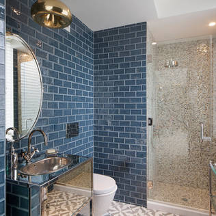 Shower floor tiles: which, why and how?