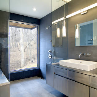 7 clever tips for small and modern bathrooms  
