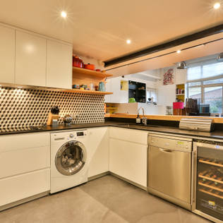 Last-minute tidying tips for the lazy cleaner