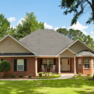 7 Modern Roof Designs to Revitalize Your Forever Home