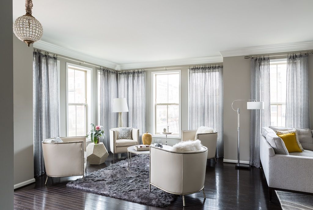 Viva Vogue - Sitting homify Modern Living Room gray,sheer,grey,white,tub chair,metallic,gray rug,contemporary,shagreen,fur rug