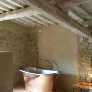 10 creative ways to brighten up a dark home