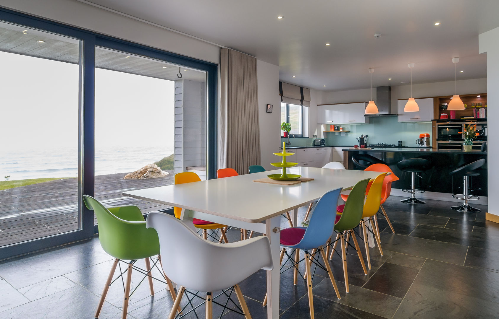 Venus Boardroom/Dining Table SOAP designs Modern Dining Room