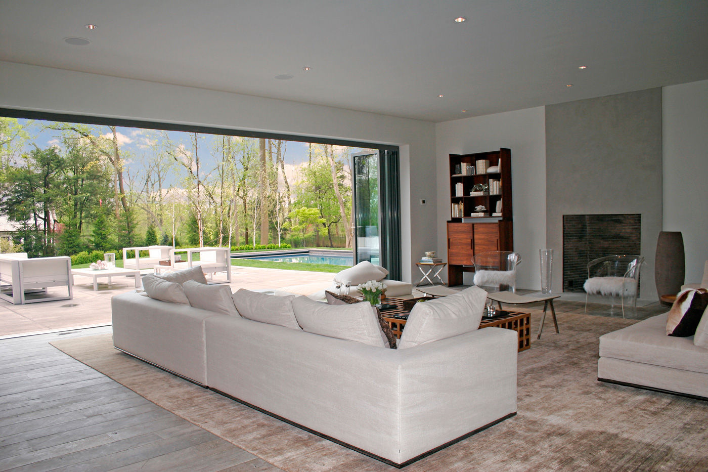 Plunkett Place andretchelistcheffarchitects Modern Living Room addition,contemporary,modern,glass wall,natural light,picture window,sunroom,contemporary stairs,glass hallway